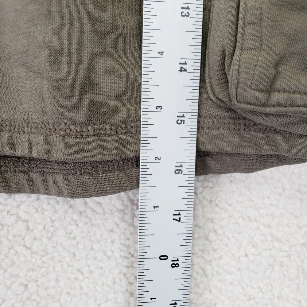 Gymshark Cargo Sweat Shorts Mens XS Olive Green Athletic Loungewear Gorpcore